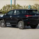 2023 Toyota Fortuner 4X4 2.4 17'I AL - Black inside Chamois - Thumbnail 6