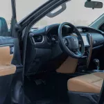 2023 Toyota Fortuner 4X4 2.4 17'I AL - Black inside Chamois - Thumbnail 8