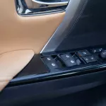 2023 Toyota Fortuner 4X4 2.4 17'I AL - Black inside Chamois - Thumbnail 9