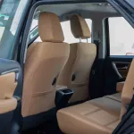 2023 Toyota Fortuner 4X4 2.4 17'I AL - Black inside Chamois - Thumbnail 10