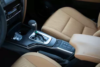 2023 Toyota Fortuner 4X4 2.4 17'I AL - Black inside Chamois
