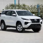2024 Toyota Fortuner 4X4 2.4 Low - Platinum White Pearl inside Chamois - Thumbnail 2