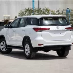 2024 Toyota Fortuner 4X4 2.4 Low - Platinum White Pearl inside Chamois - Thumbnail 6