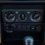 2024 Toyota Fortuner 4X4 2.4 Low - Platinum White Pearl inside Chamois - Thumbnail 17