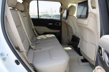 2023 TOYOTA LAND CRUISER 300 3.3 L DIESEL V6 4WD SAHARA
