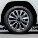 Toyota Land Cruiser 2025 LC300 Petrol White Color - Thumbnail 15