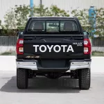 2024 Toyota Hilux 4x4 DC 2.8 - Black inside Maroon - Thumbnail 4