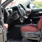 2024 Toyota Hilux 4x4 DC 2.8 - Black inside Maroon - Thumbnail 8