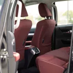 2024 Toyota Hilux 4x4 DC 2.8 - Black inside Maroon - Thumbnail 9