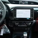 2024 Toyota Hilux 4x4 DC 2.8 - Black inside Maroon - Thumbnail 16