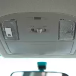2024 Toyota Hilux 4x4 DC 2.8 - Black inside Maroon - Thumbnail 18