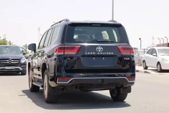 TOYOTA LANDCRUISER 300 3.3L V6 DIESEL VXR 2023 MODEL YEAR