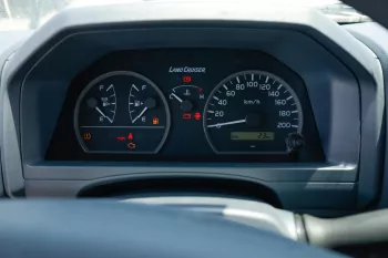 2023 TOYOTA LANDCRUISER 78 4.5L V8 DIESEL AMBULANCE MANUAL