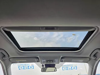 TOYOTA RAV4 XLE FULL OPTION V4 2.5L AWD 2019 MODEL YEAR