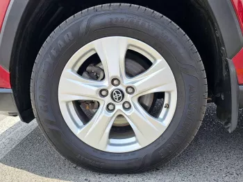 TOYOTA RAV4 XLE FULL OPTION V4 2.5L AWD 2019 MODEL YEAR