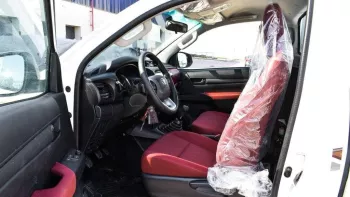 TOYOTA HILUX 2.7 PETROL 4x4 SINGLE CABIN MANUAL 2024 MODEL YEAR
