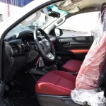 TOYOTA HILUX 2.7 PETROL 4x4 SINGLE CABIN MANUAL 2024 MODEL YEAR - Thumbnail 7
