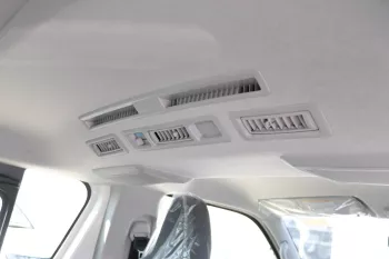 TOYOTA HIACE 2.5 DIESEL 15 PASSENGERS VAN 2024 MODEL YEAR
