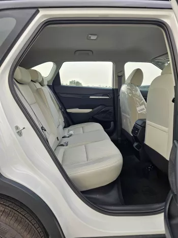 Kia Seltos 1.5L Petrol V4 Basic Option 2024 Model Year 