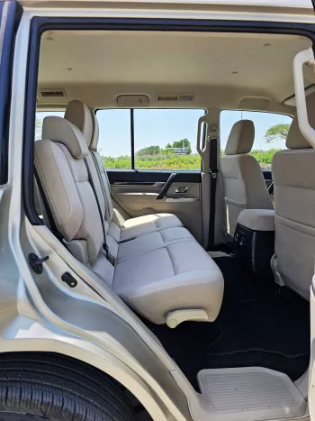  MITSUBISHI PAJERO GLS MID OPTION  3.5L V6 2020 MODEL YEAR 