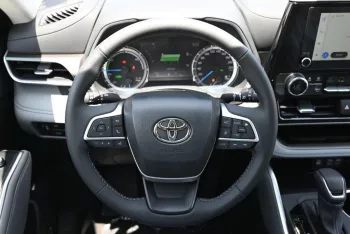 2024 TOYOTA HIGHLANDER GLE HYBRID 2.5L 7-SEATER AUTOMATIC