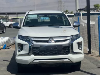 Mitsubishi L200 2.4L Diesel 4wd 2023 Model Year