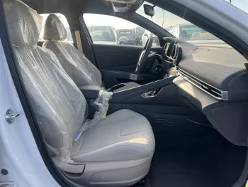 Hyundai  Elantra 1.5L Petrol FWD 2023 Model Year