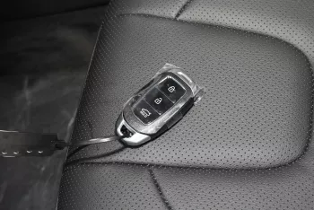 Hyundai  Elantra 1.5L Petrol FWD 2025 Model Year