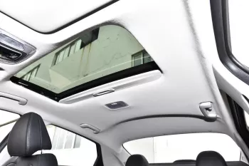 Hyundai  Elantra 1.5L Petrol FWD 2025 Model Year