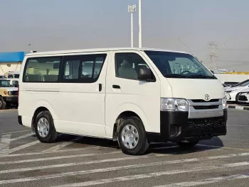 2022 TOYOTA HIACE MT PETROL STANDARD ROOF 13 SEATER 2.7L V4 WHITE