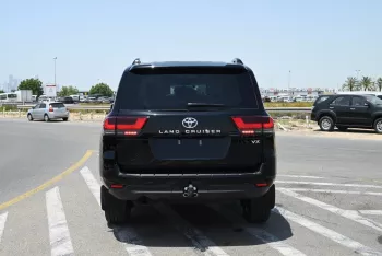 2024 TOYOTA LAND CRUISER 300 VX V6 3.3L DIESEL 7-SEATER AUTOMATIC