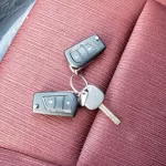 Toyota Hilux 2.7L Automatic Full Option 2024 Model Year - Thumbnail 13