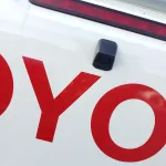 Toyota Hilux 2.7L Automatic Full Option 2024 Model Year - Thumbnail 14