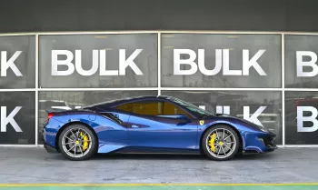Ferrari Pista 2019 Model Year GCC Specs Full Carbon Fiber 4,500 Km Only !!