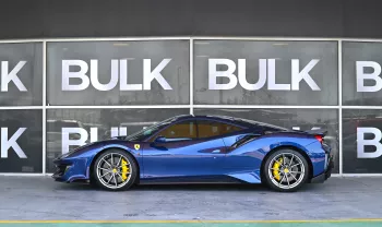 Ferrari Pista 2019 Model Year GCC Specs Full Carbon Fiber 4,500 Km Only !!