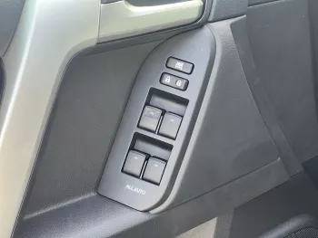 Toyota Prado VX 2.7L Petrol 4WD 2023 Model Year