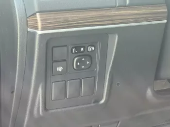 Toyota Prado VX 2.7L Petrol 4WD 2023 Model Year