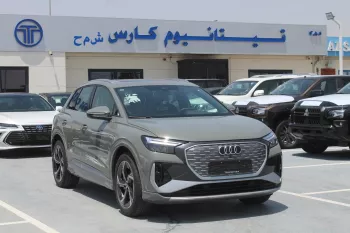 AUDI E-TRON Q4 ELECTRIC CAR 2024 MODEL YEAR PANORAMIC SUNROOF