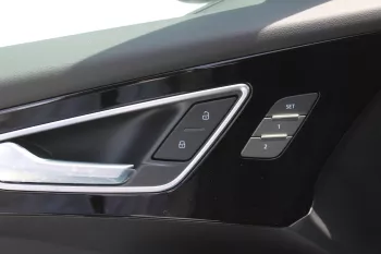 AUDI E-TRON Q4 ELECTRIC CAR 2024 MODEL YEAR PANORAMIC SUNROOF
