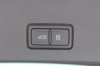 AUDI E-TRON Q4 ELECTRIC CAR 2024 MODEL YEAR PANORAMIC SUNROOF