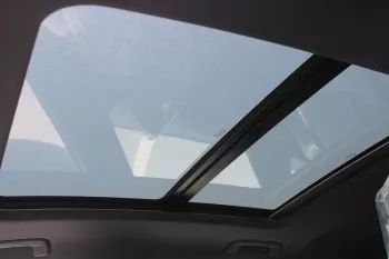 AUDI E-TRON Q4 ELECTRIC CAR 2024 MODEL YEAR PANORAMIC SUNROOF