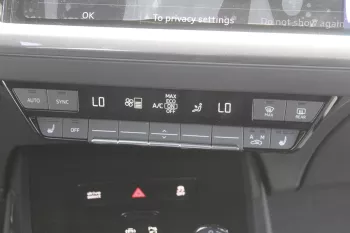 AUDI E-TRON Q4 ELECTRIC CAR 2024 MODEL YEAR PANORAMIC SUNROOF