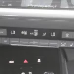 AUDI E-TRON Q4 ELECTRIC CAR 2024 MODEL YEAR PANORAMIC SUNROOF - Thumbnail 23