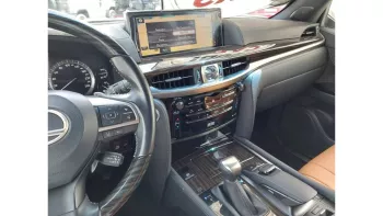 LEXUS LX570 2021 MODEL YEAR  4 YEARS WARRANTY FROM ALFUTTAIM