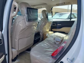 2024 TOYOTA LAND CRUISER VXR 3.5 TWIN TURBO WARRANTY FROM ALFUTTAIM