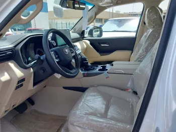 2024 TOYOTA LAND CRUISER VXR 3.5 TWIN TURBO WARRANTY FROM ALFUTTAIM