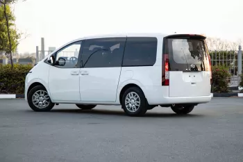 Hyundai Staria 2023 Model Year 11STR 3.5 - White inside Black