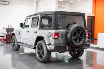 Jeep Wrangler Unlimited 2021 Model Year 2.0L V4 Turbo 4X4 Clean title Full option