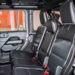 Jeep Wrangler Unlimited 2021 Model Year 2.0L V4 Turbo 4X4 Clean title Full option - Thumbnail 9
