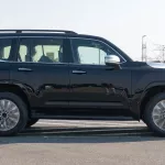 Toyota Land Cruiser VX 3.5L Petrol 2024 Model year - Thumbnail 6